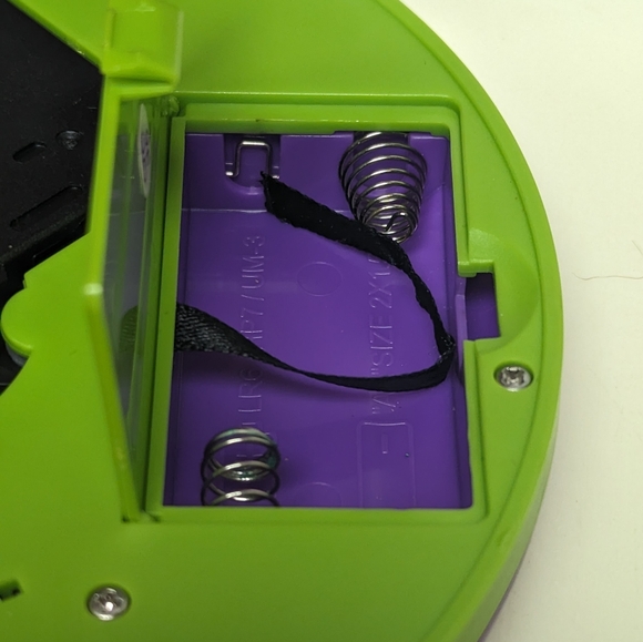 Npower Nickelodeon Dora The Explorer Portable Compact Disc Player Tested - Picture 10 of 10